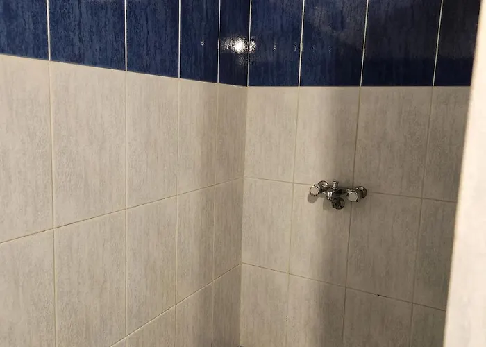 A 100 M Arcachon Golf *